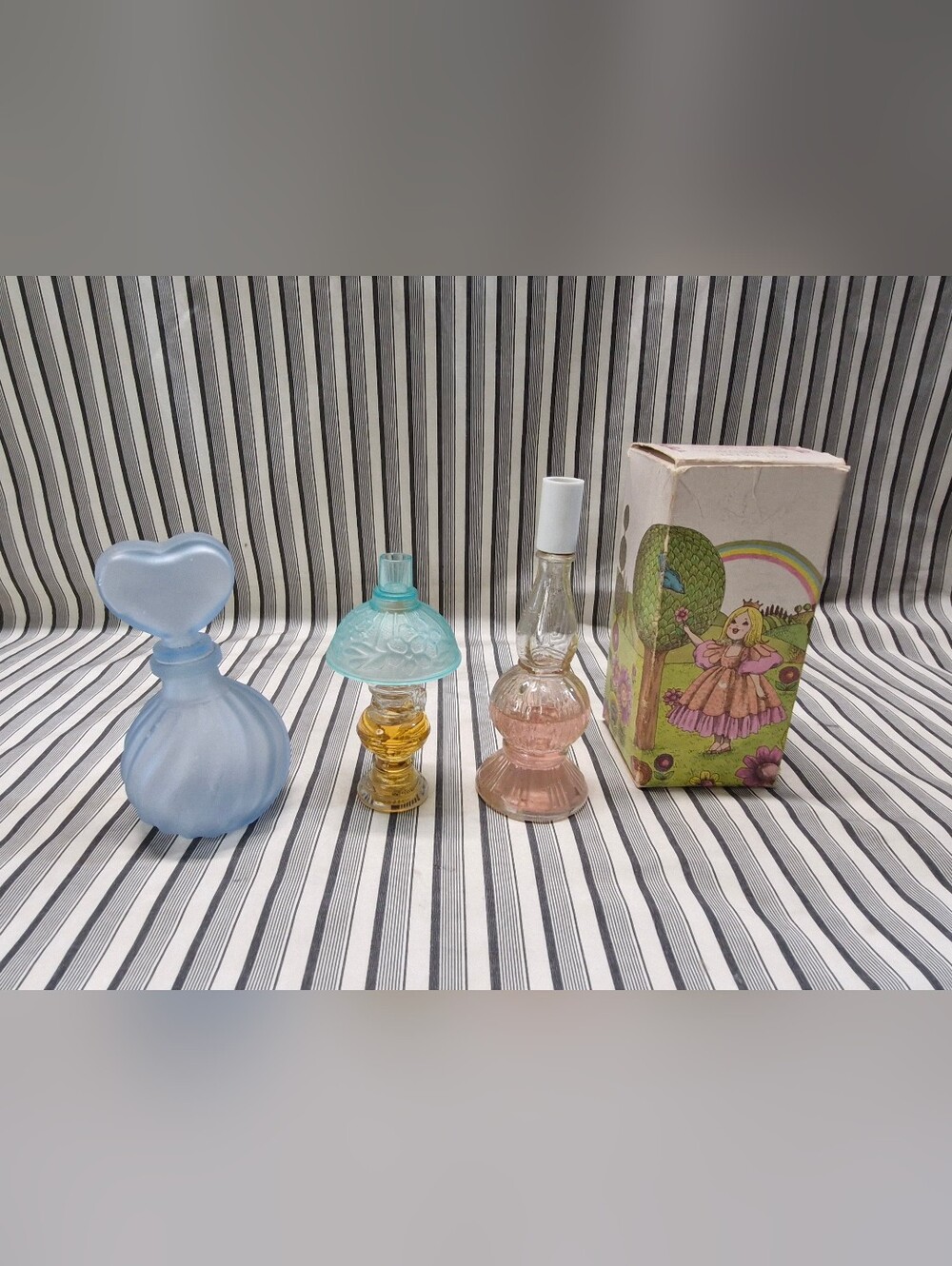 Vintage Avon Perfume Bottle Lot of 4 Glass Collectible Decanters Blue Heart Gree